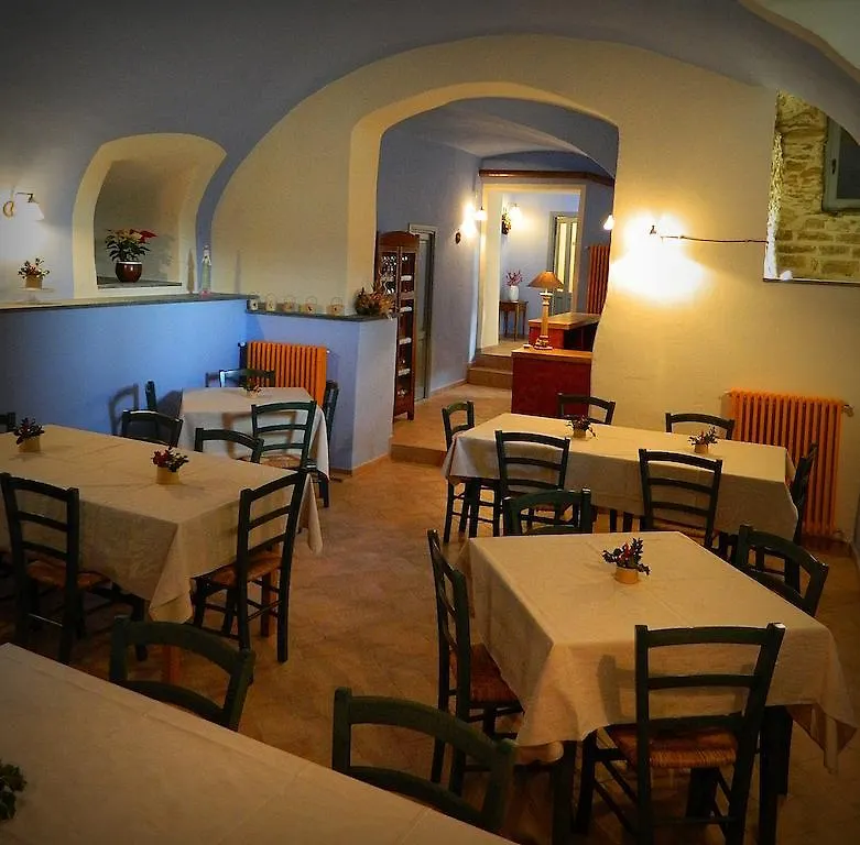 Farm stay Agriturismo Casa Turchetti Comano  Italy