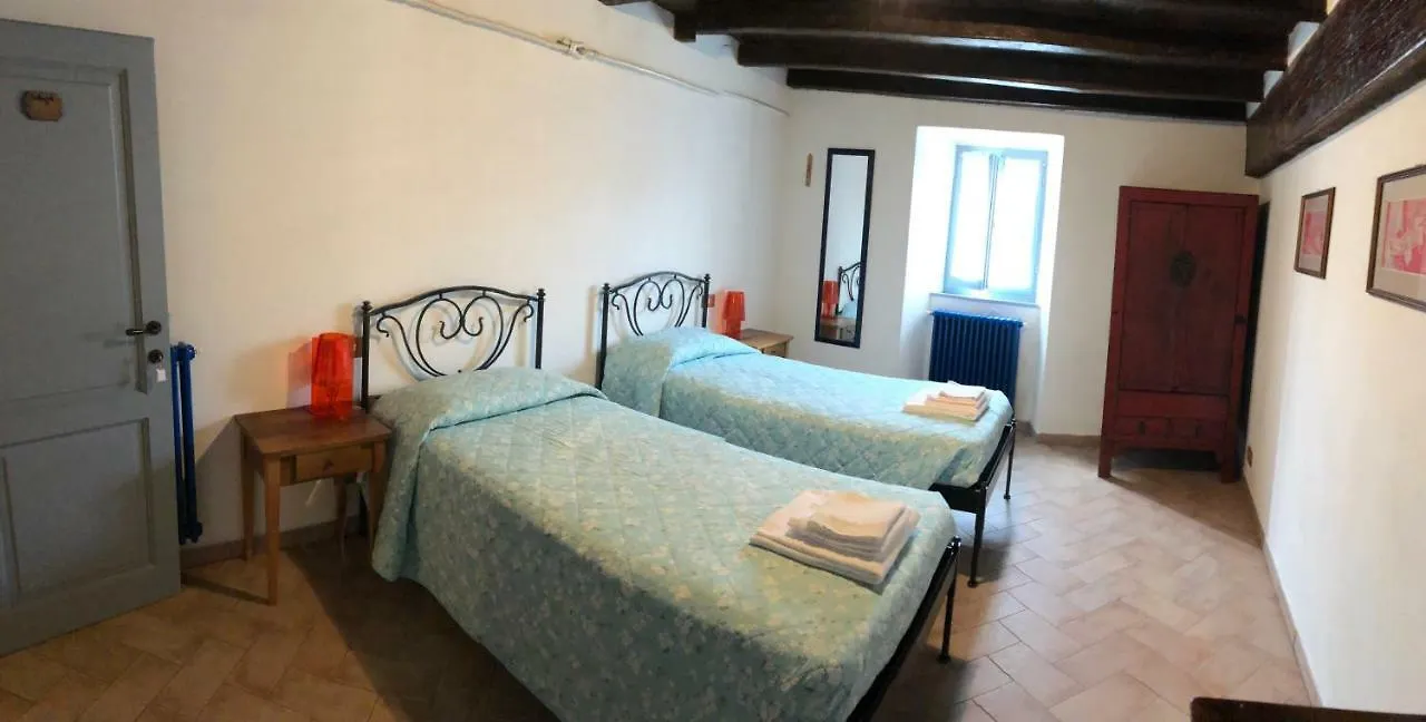Farm stay Agriturismo Casa Turchetti Comano  Italy